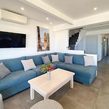 Anatoli - Luxury Seafront With Private Villa