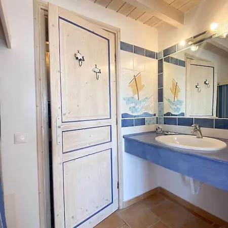 Anatoli - Luxury Seafront With Private Vasiliki (Lefkada)